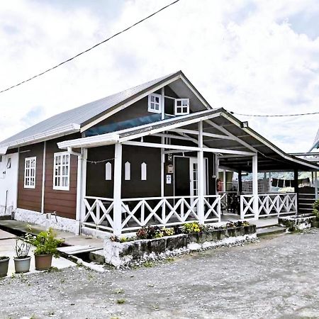 Kampong Kundassan Dongorit Cabin House 1 מראה חיצוני תמונה