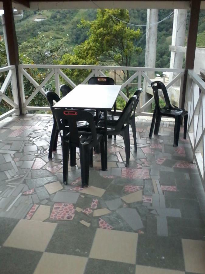 Kampong Kundassan Dongorit Cabin House 1 מראה חיצוני תמונה